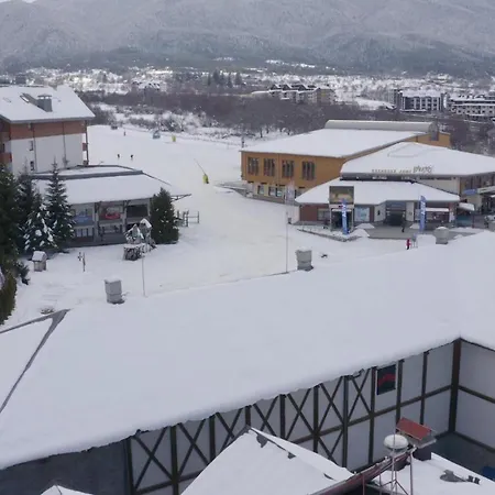 Granat Gondola Next To Lift * Banszko