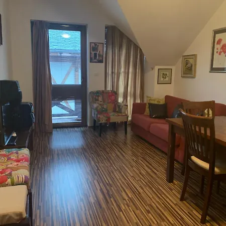 Granat Gondola Next To Lift Apartman Banszko