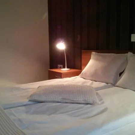 Granat Gondola Next To Lift * Banszko