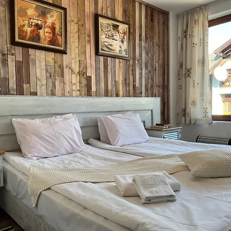 Granat Gondola Next To Lift * Bansko