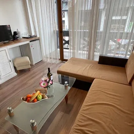 Granat Gondola Next To Lift Apartman *