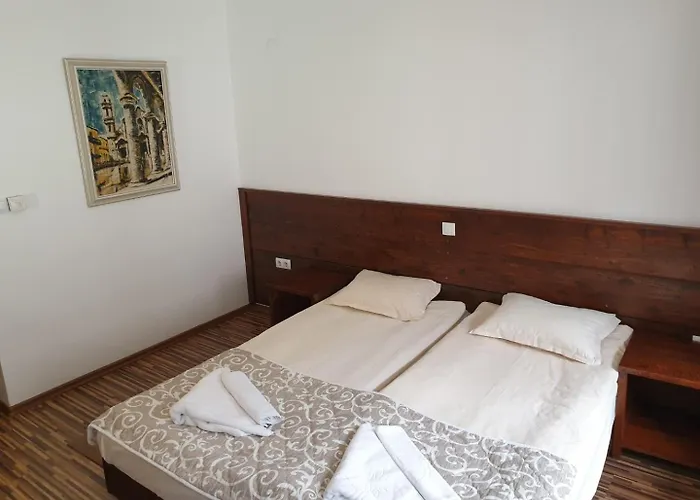 Granat Gondola Next To Lift Apartment Bansko