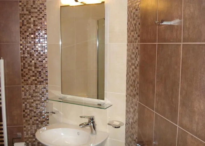 Granat Gondola Next To Lift Apartment