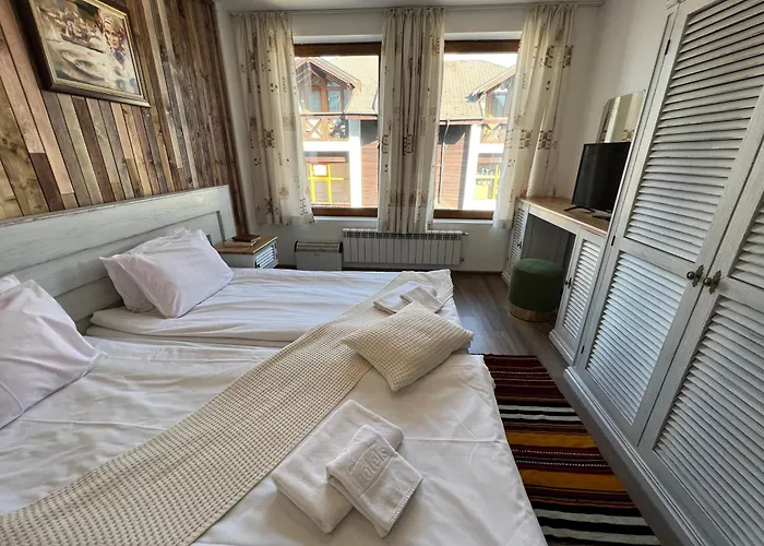 Granat Gondola Next To Lift *