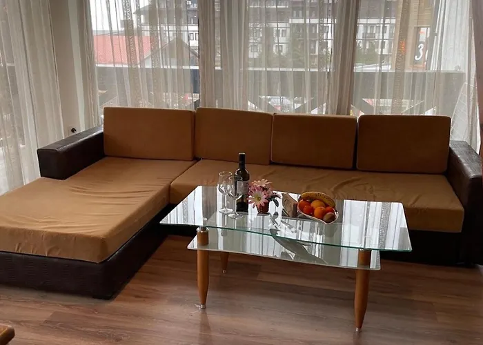 Granat Gondola Next To Lift 公寓